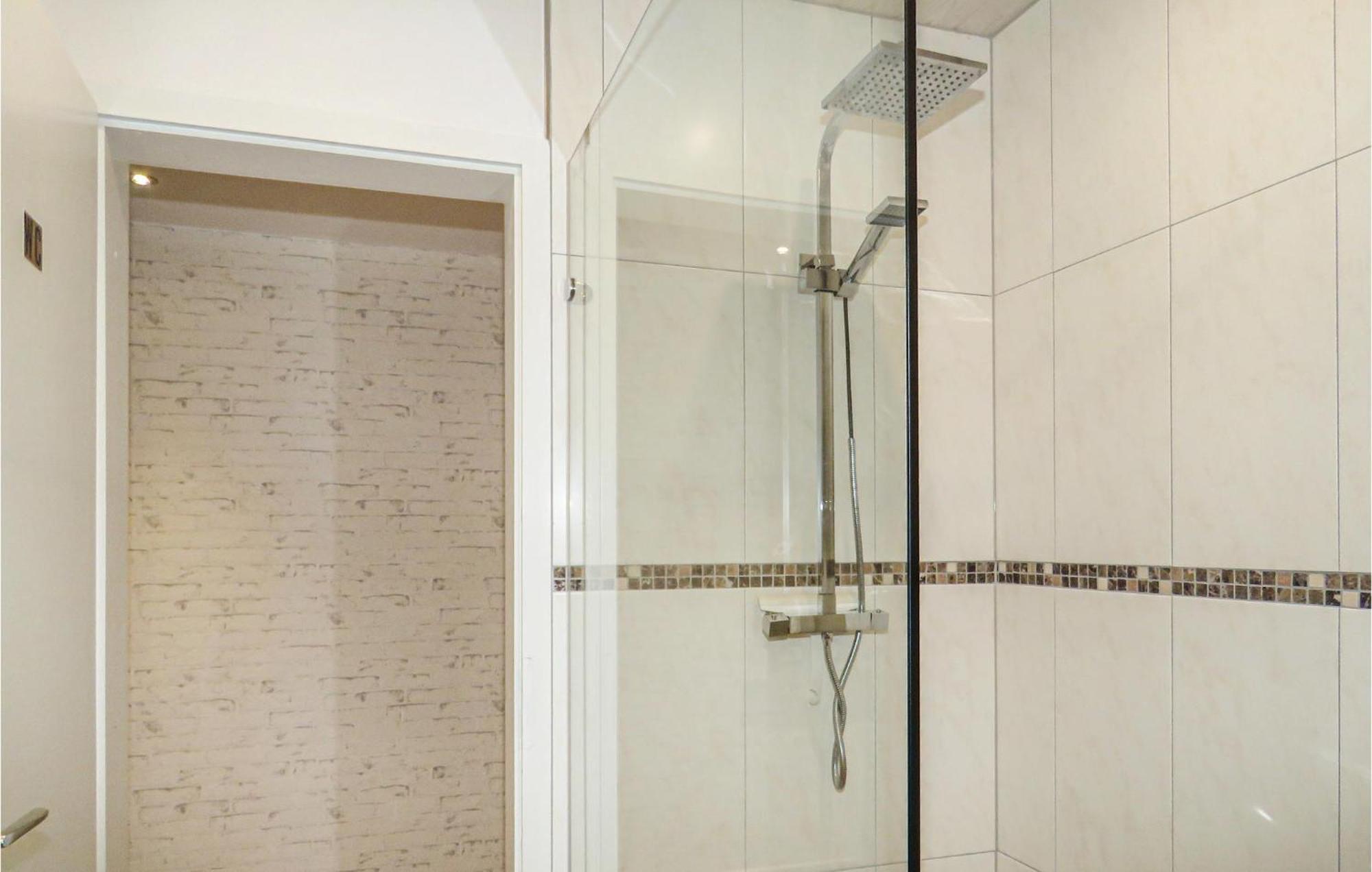 Amazing Apartment In Hinterweidenthal With Wifi エクステリア 写真