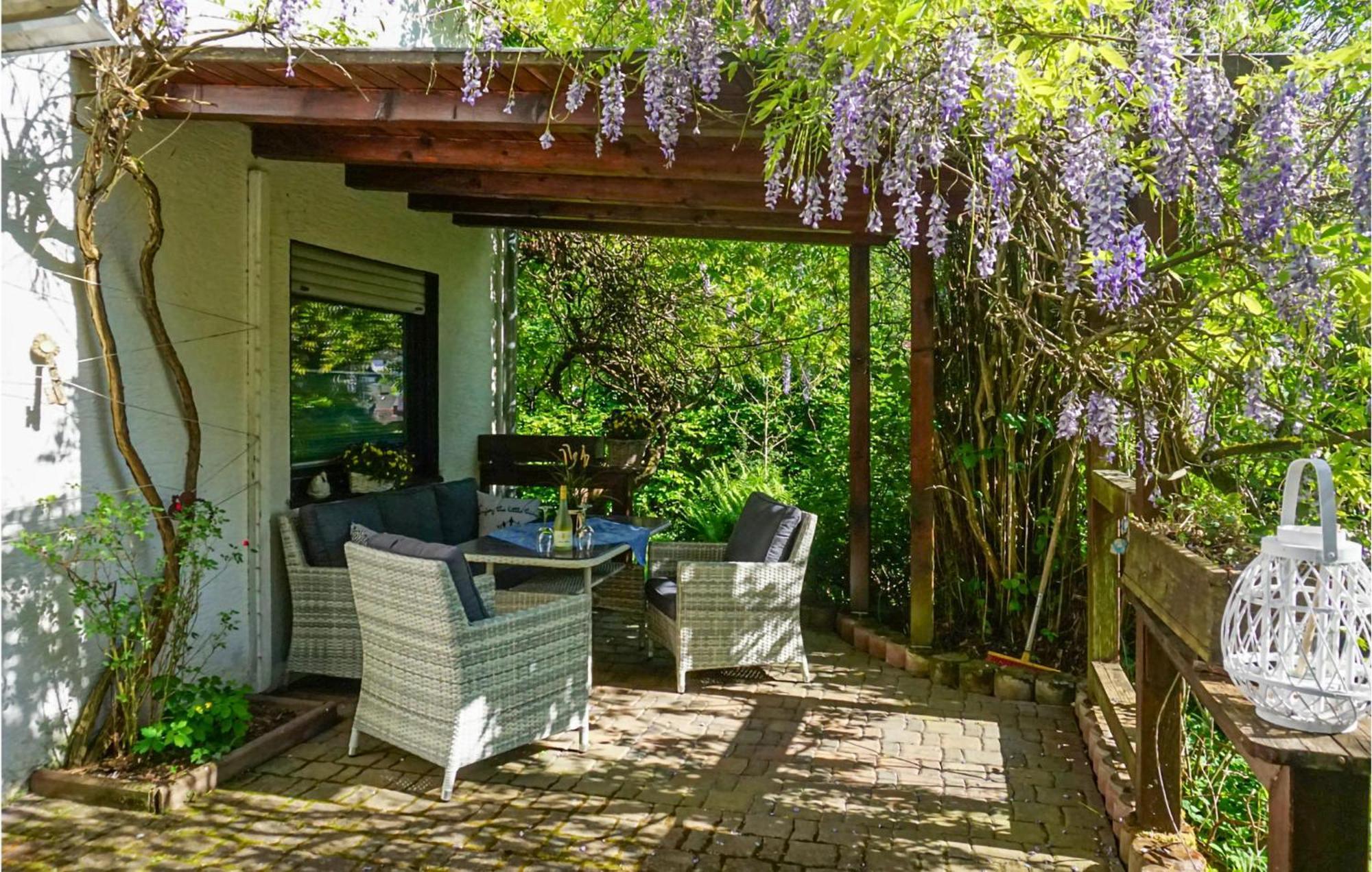 Amazing Apartment In Hinterweidenthal With Wifi エクステリア 写真